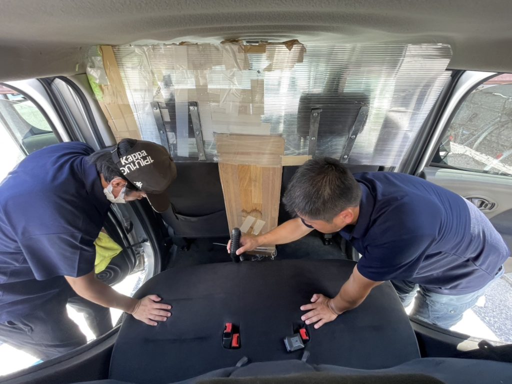 車内洗浄】個人賠償保険も適応可能！嘔吐・糞尿も徹底消臭！【施工実績